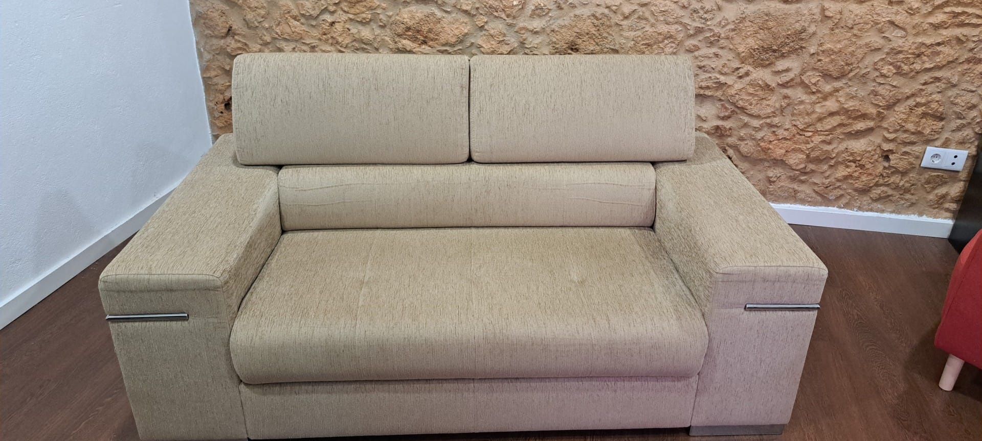 Sofa de 2/3 lugares em muito bom estado
