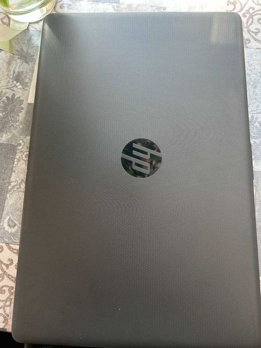 Продам мультимедийный ноутбук  HP 255 G7