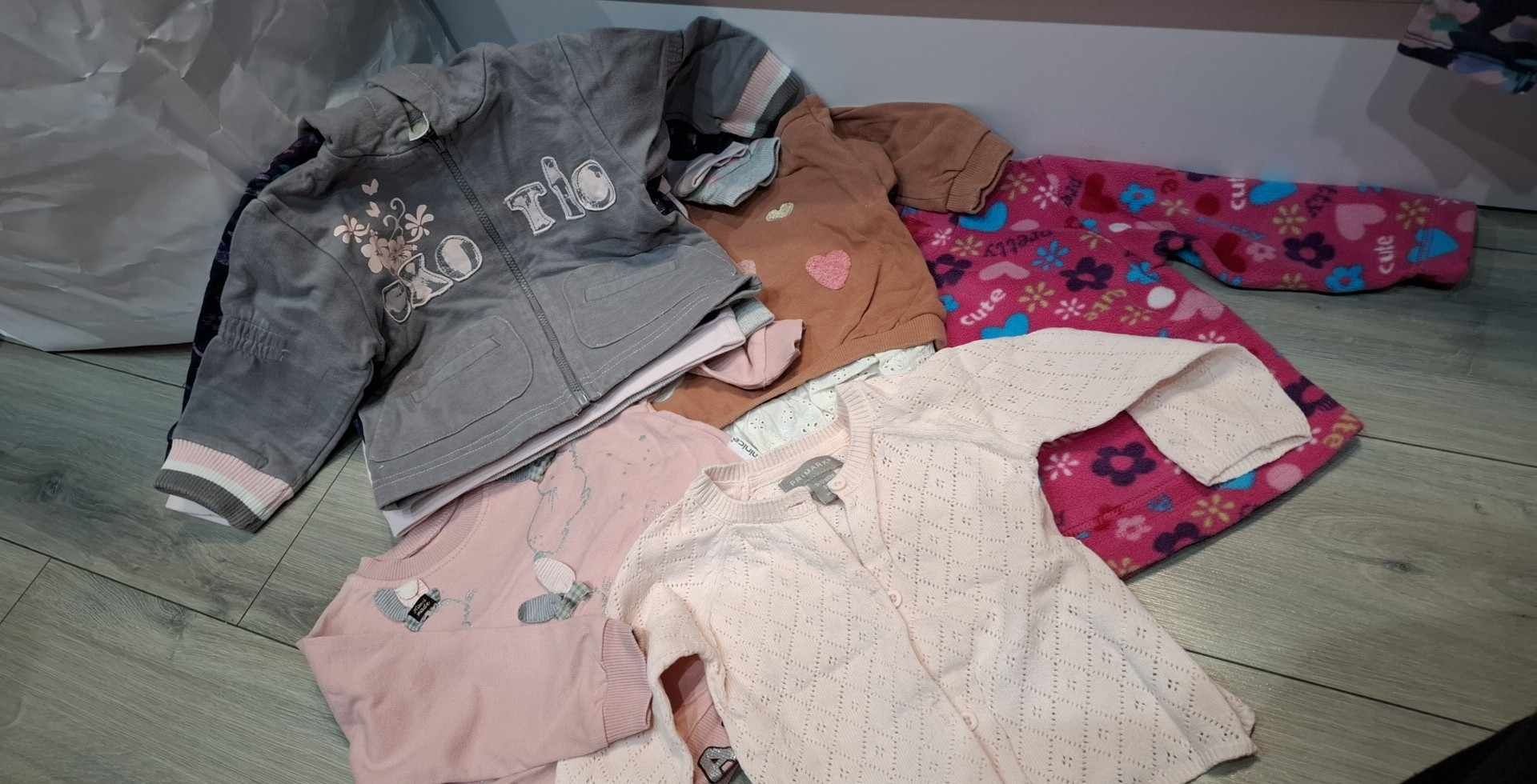 Ubranka dla dziewczynki od 48 do 98