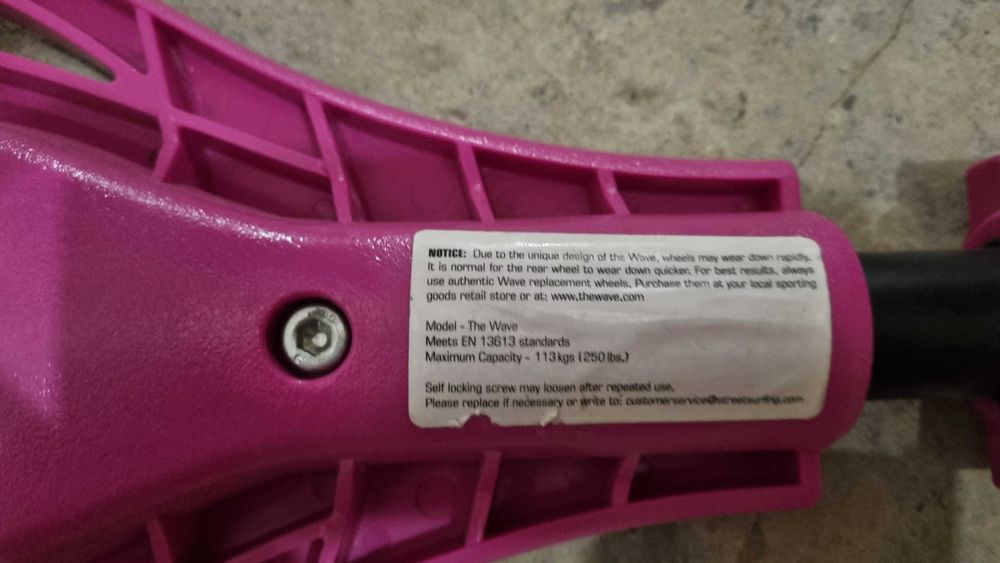 deskorolka (waveboard) na dwóch kółkach