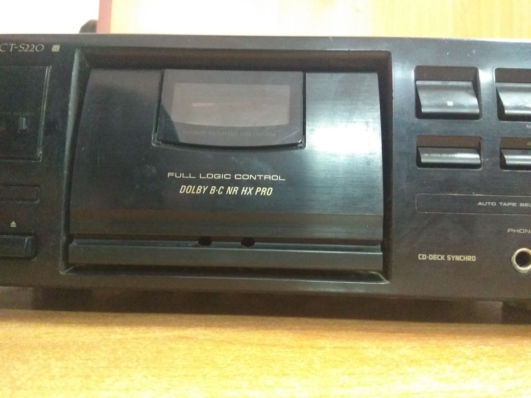 Касетна дека Pioneer ct-s220