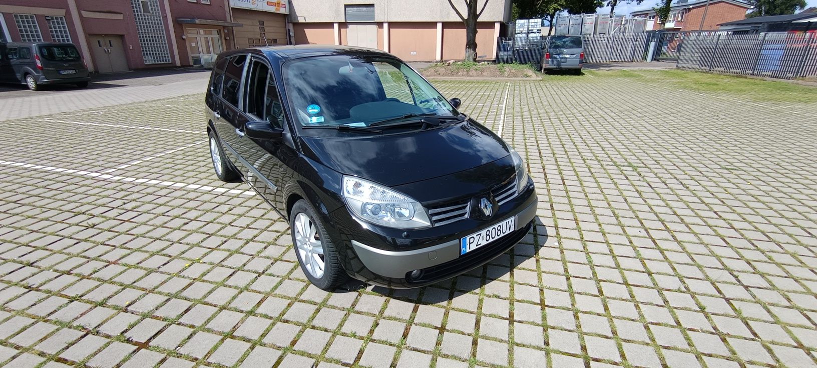 Grand Scenik 7 osobowy  2.0 Turbo LPG