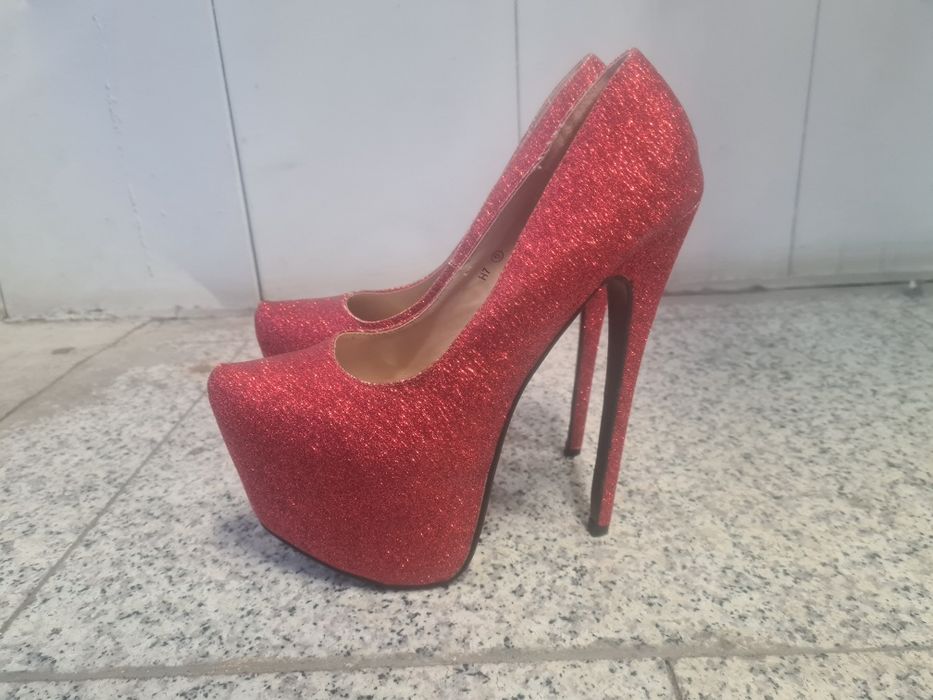 Czerwone brokat buty do pole dence 39/40