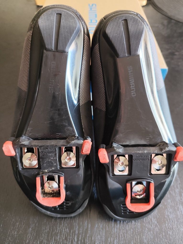 Buty rowerowe szosowe SHIMANO SH-RC100, rozmiar 37 – jak nowe!