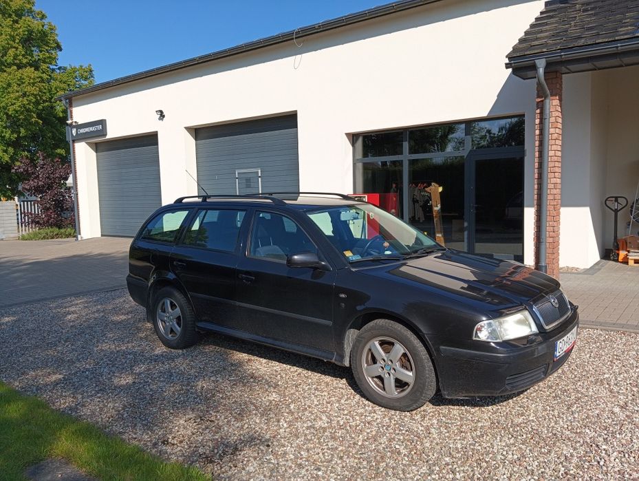 Skoda Octavia polski salon 2.0 benzyna