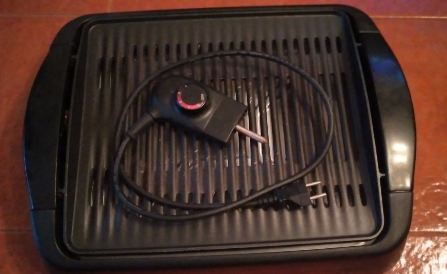 Barbecue Miostar, 250V - 8 A