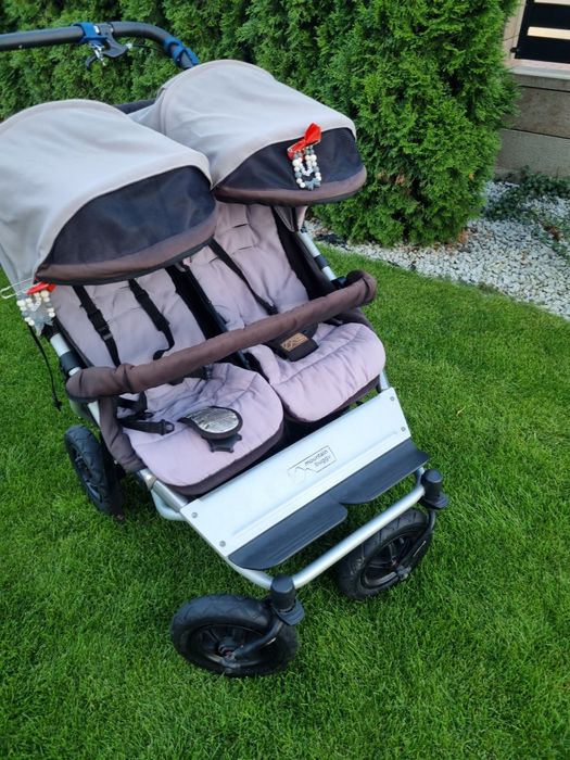 Wozek bliźniaczy Mountain Buggy duet 3