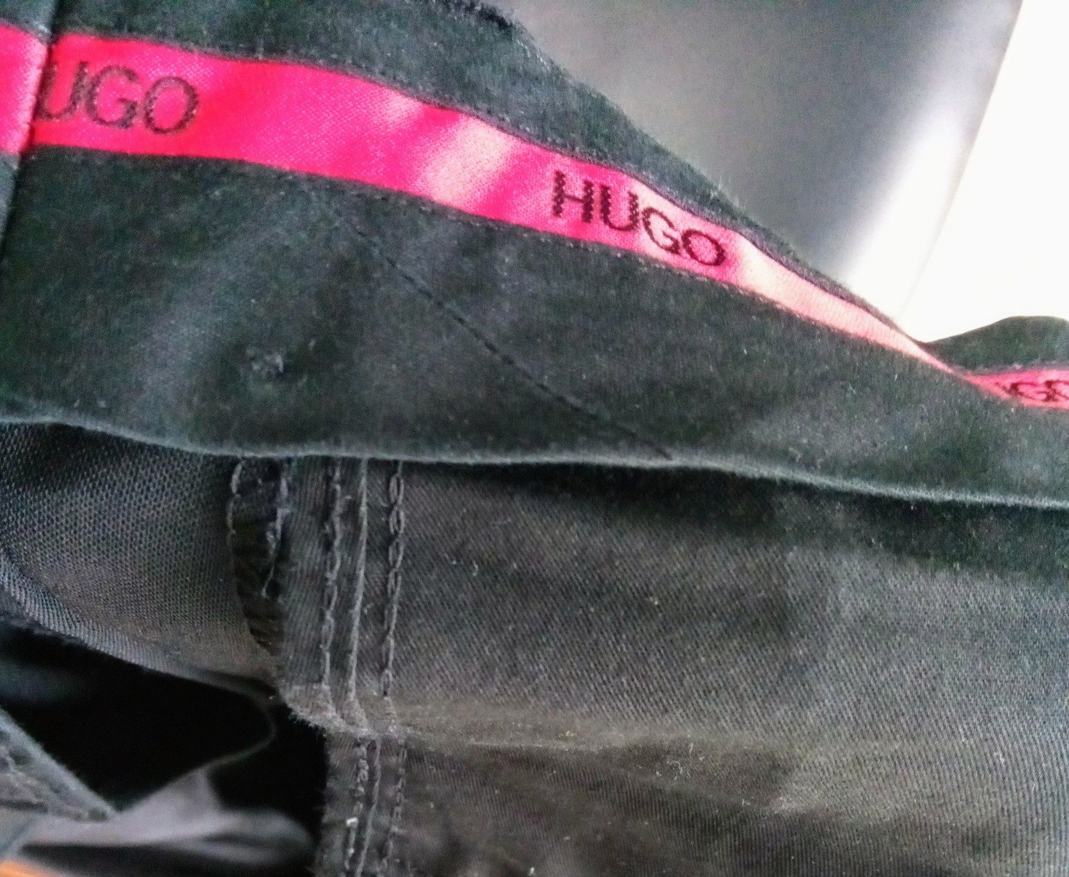 Fato Hugo Boss (edição Hugo red)