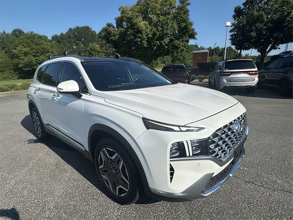 Hyundai Santa Fe      2022