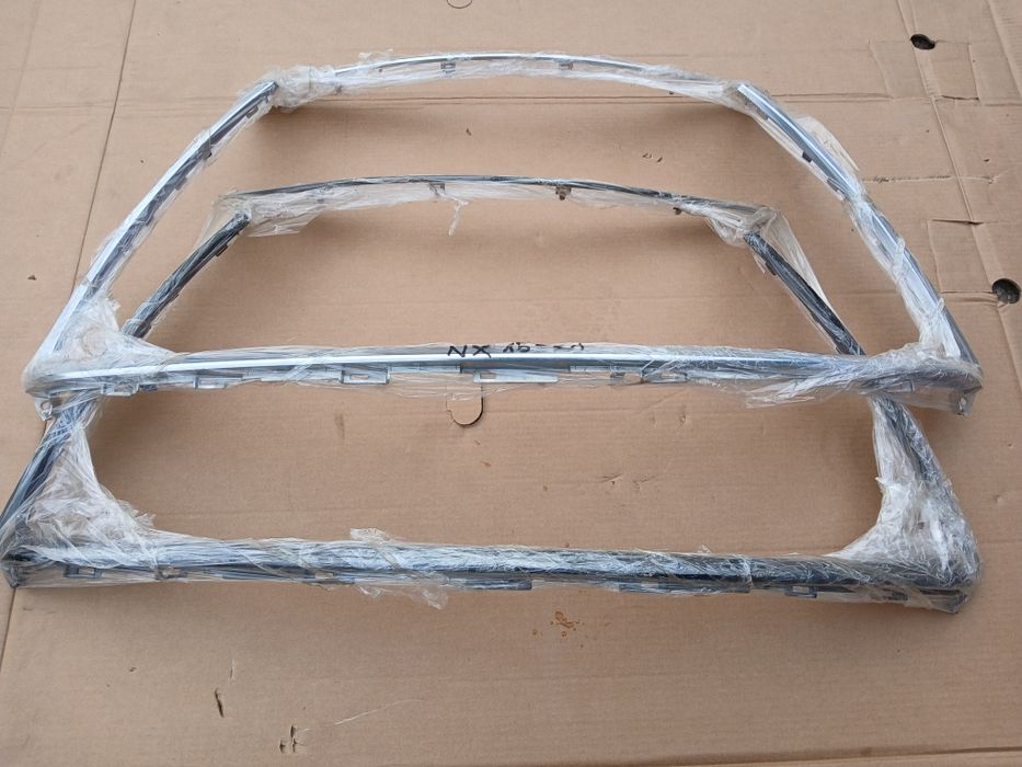 Chrom zderzak atrapy grill LEXUS NX 14-17 Nowy Org.