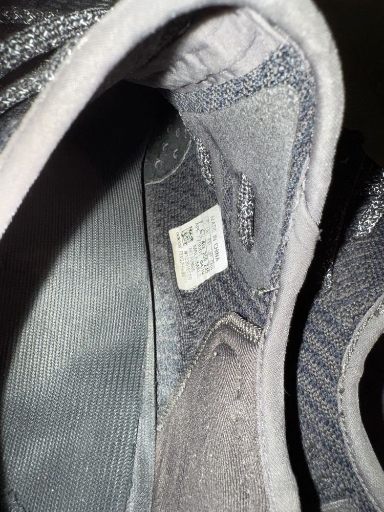 yezzy 350.