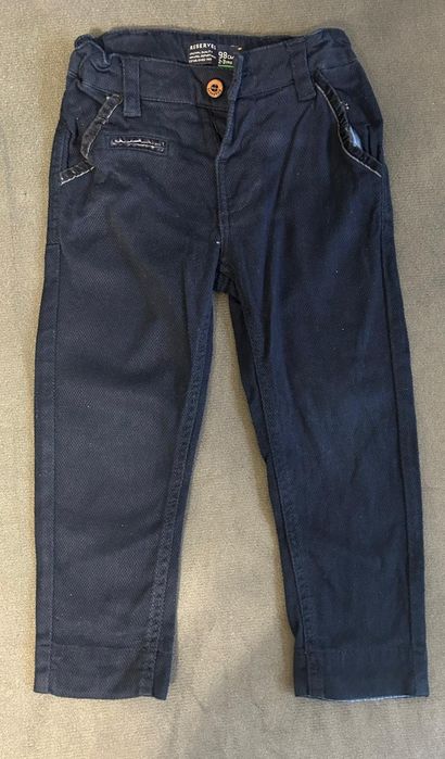 Elegancka granatowe spodnie Reserved rozm 98