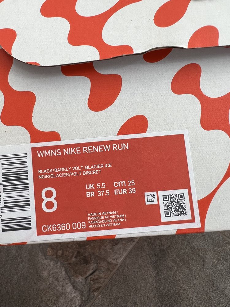 Продам кросівки WMNS NIKE RENEW RUN US 8 25cm