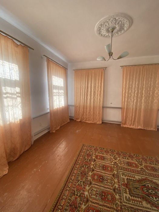 Продаж. 1/2 будинку р-н молокозаводу