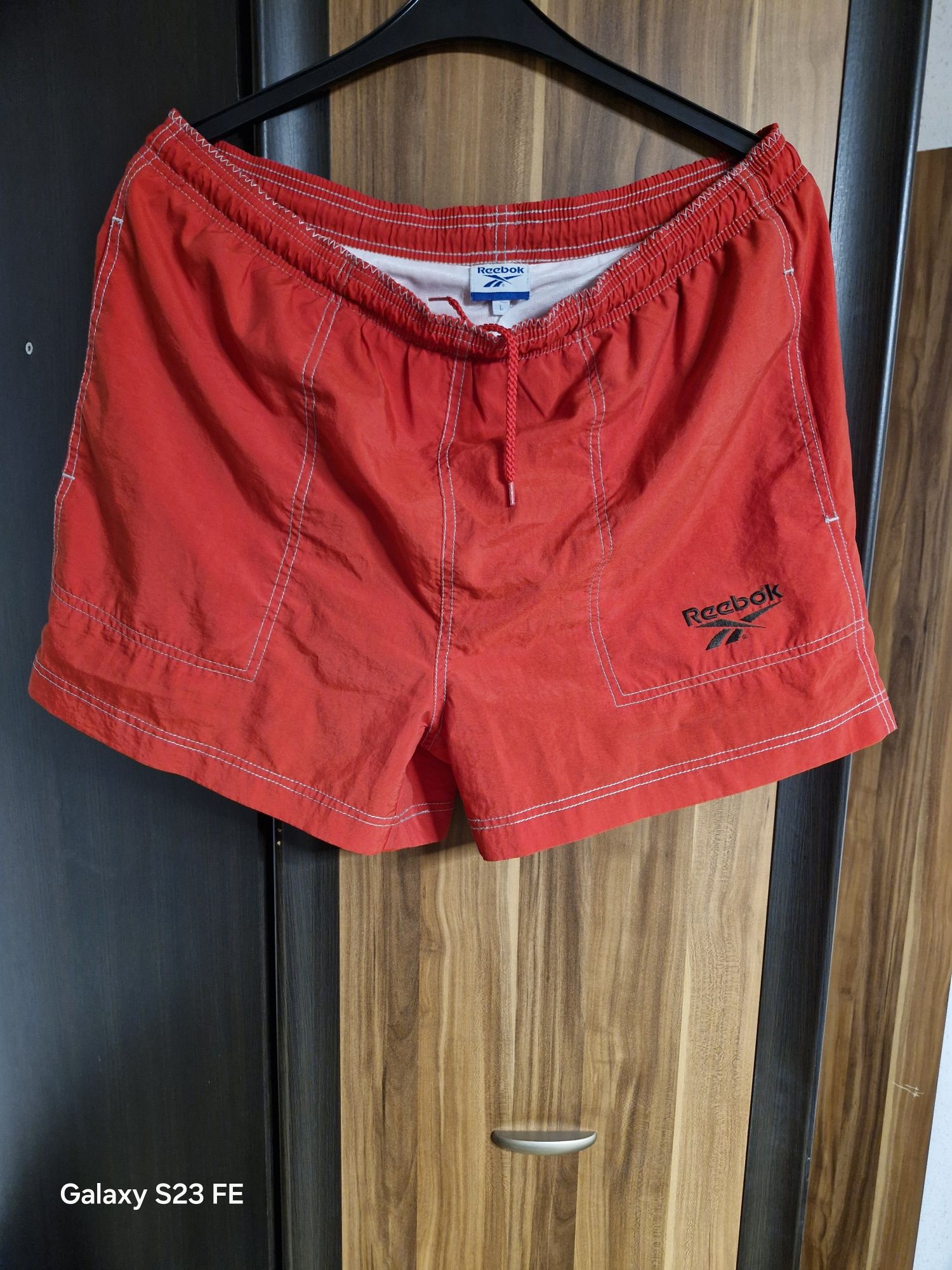 Spodenki krotkie męskie Reebok rozmiar L stan idealny