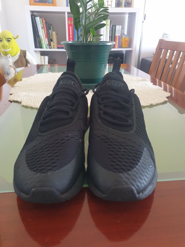 NIKE [Air Max 270], Como novas