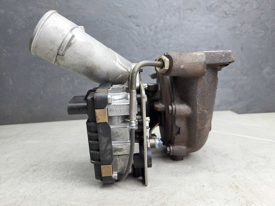 Турбіна Audi A6 C6 Q7 Porsche Cayenne Touareg 3.0 TDI