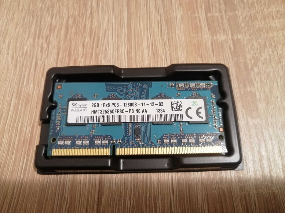 Пам'ять Hynix 2GB SO-DIMM DDR3 1600 MHz HMT325S6CFR8C
