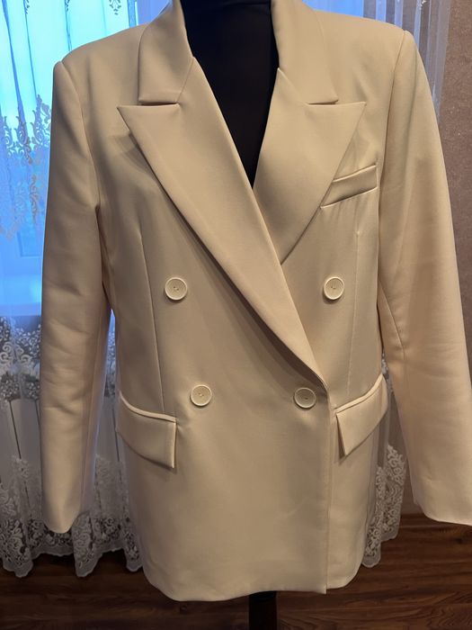 Піджак Бежевий колір оверсайз