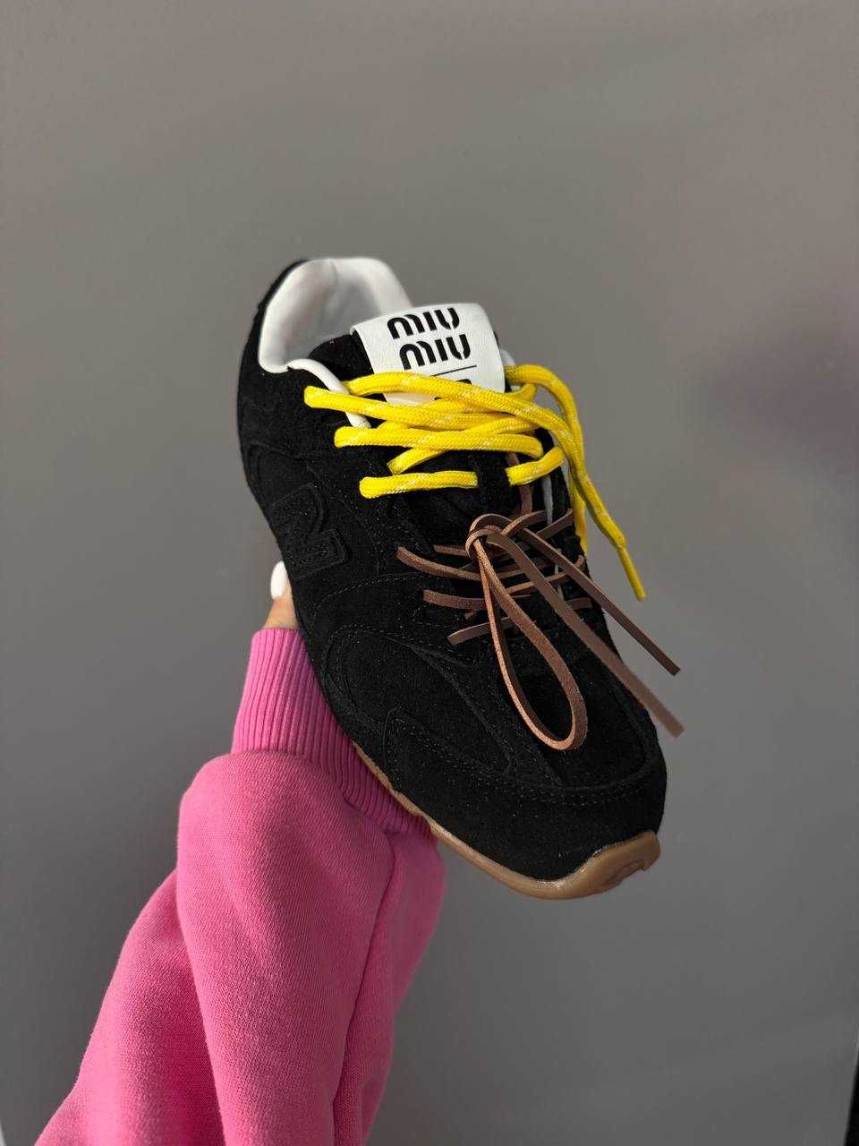 Кросівки New Balance 530 x Miu Miu Black Yellow / кроси Міу Міу чорні