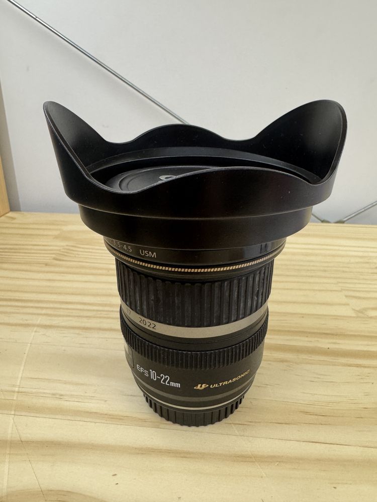 Objetiva Canon 10-22