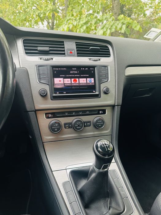 VOLKSWAGEN Golf Carrinha