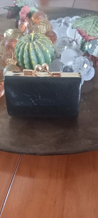 Porta moedas em pele