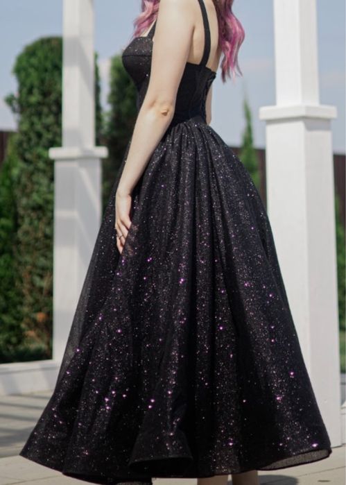 Випускна сукня.