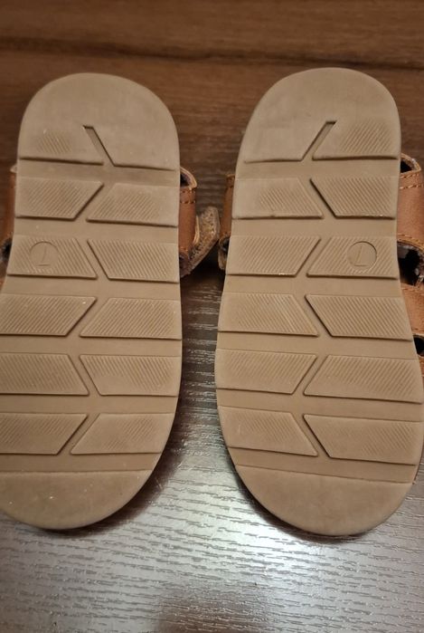 Крокси, сандалі для хлопчика 24 (7) розмір