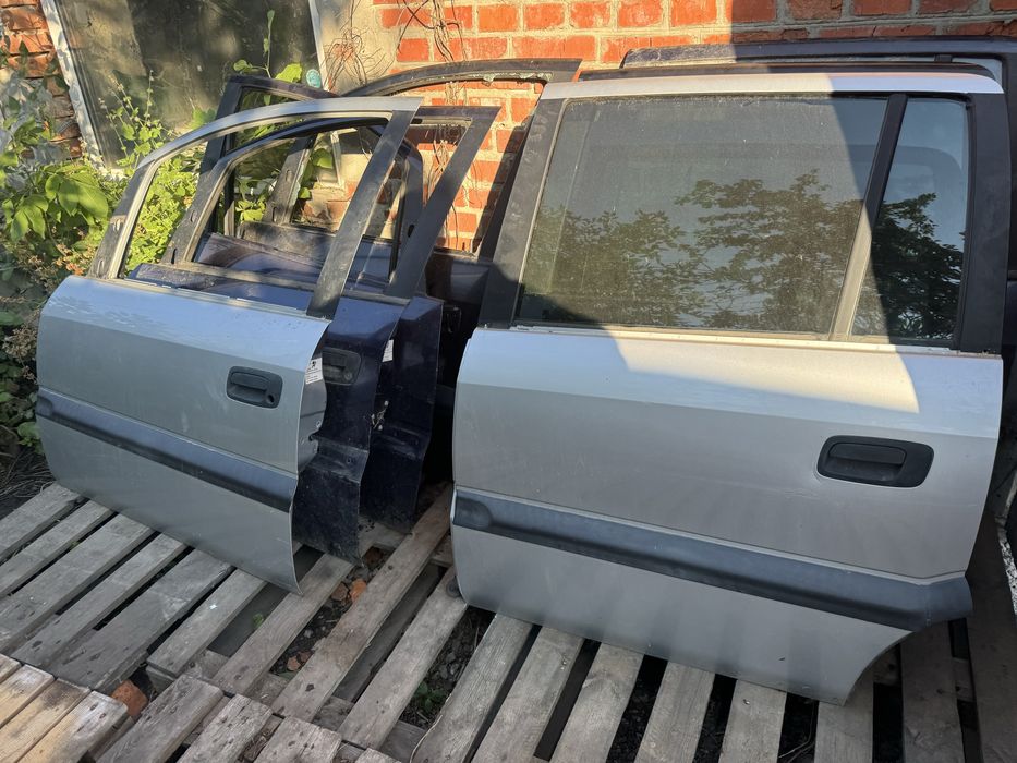 Двери Opel Zafira Опель Зафира двери разборка