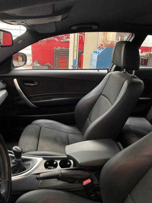 BMW E82 118d PACK M _ Para Peças