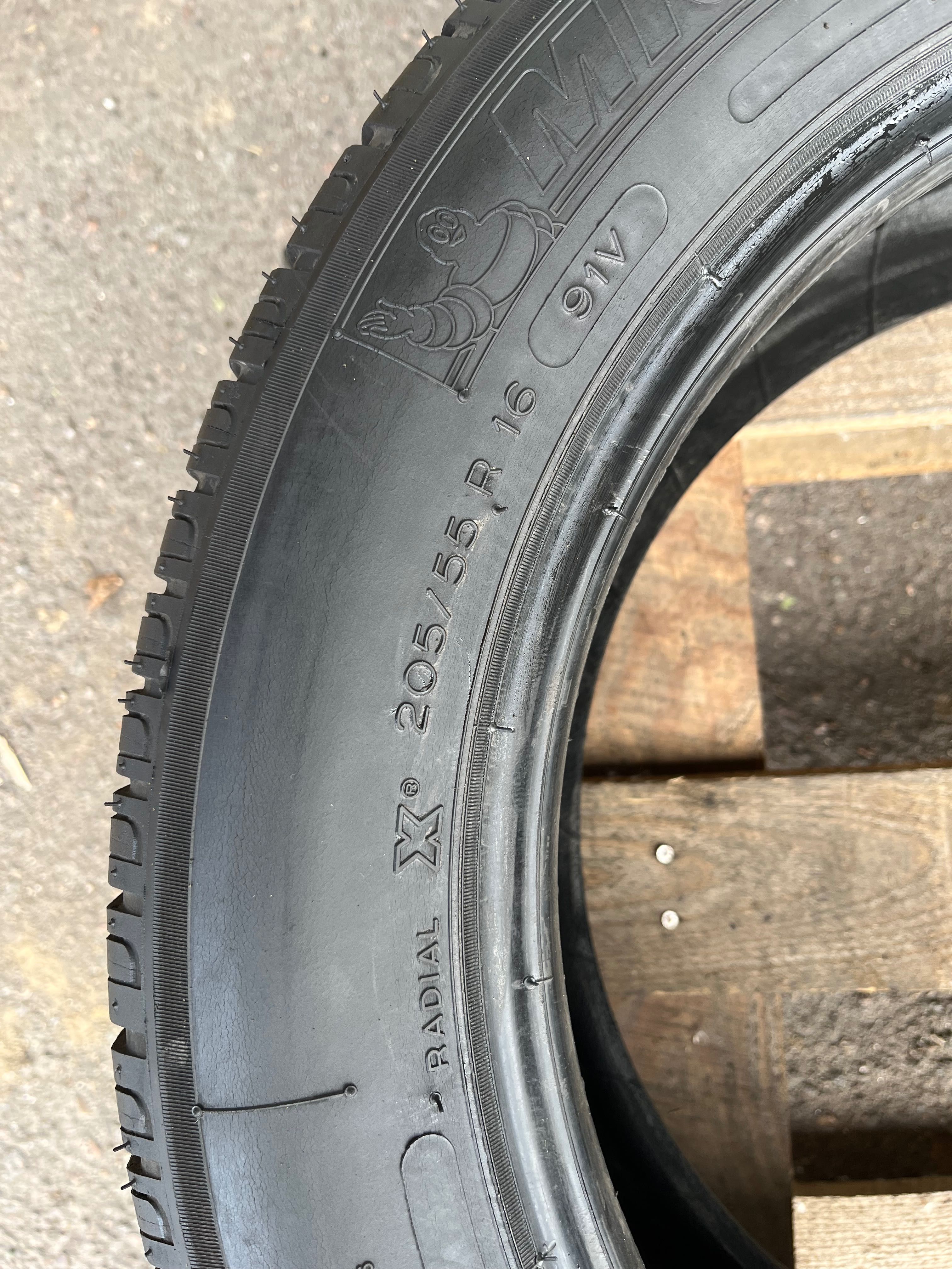 Шини 205 55 16 Michelin літо пара