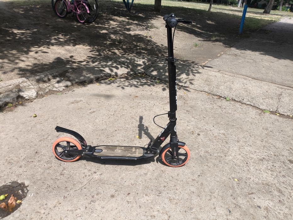 Самокат.  ITRIKE