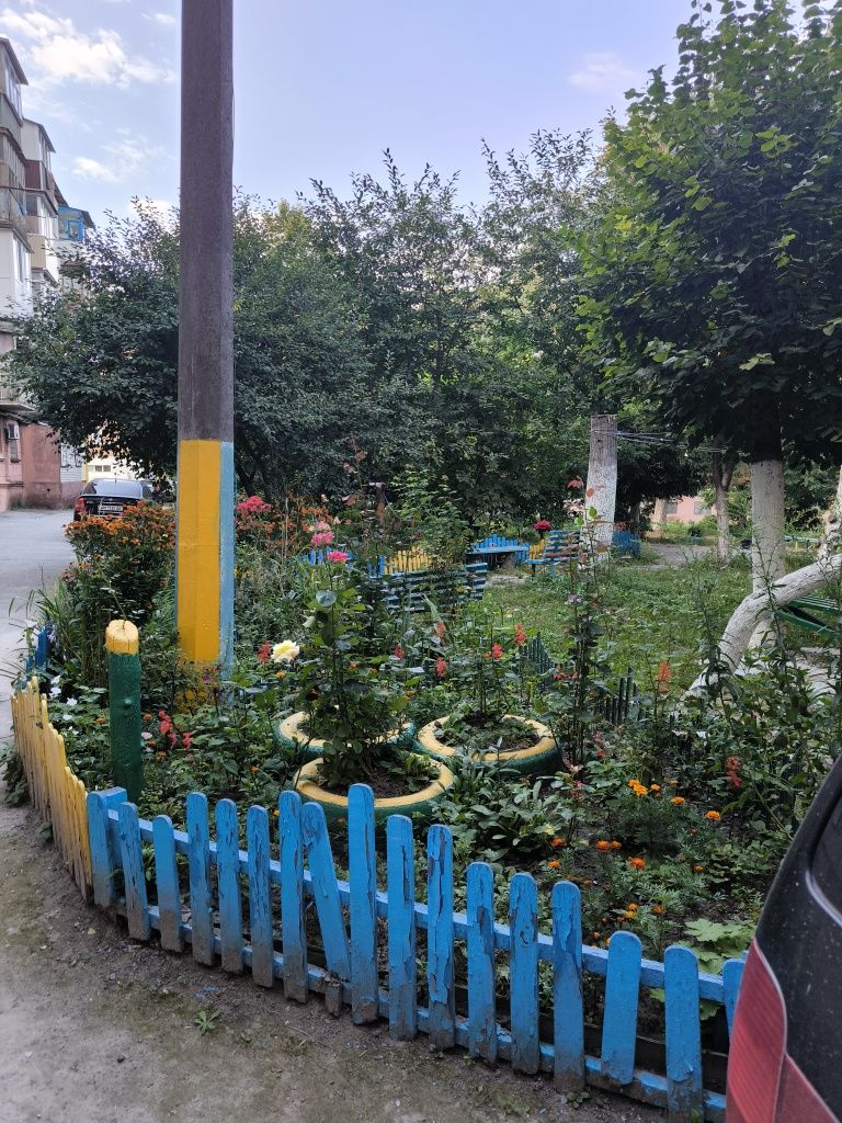Продаж 4 кім квартири в центрі.