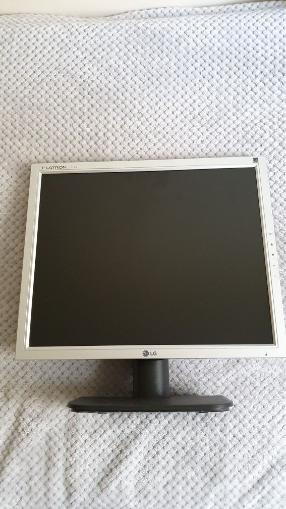 Monitor LG 17 cali