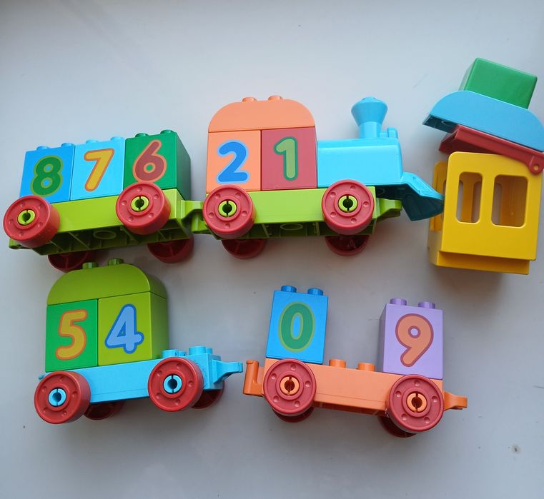 LEGO DUPLO  развивающая игрушка