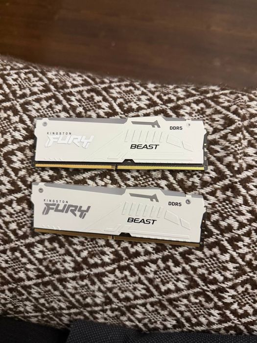 O3У Kingston DDR5 64GB (2x32GB) 6000Mhz FURY Beast White