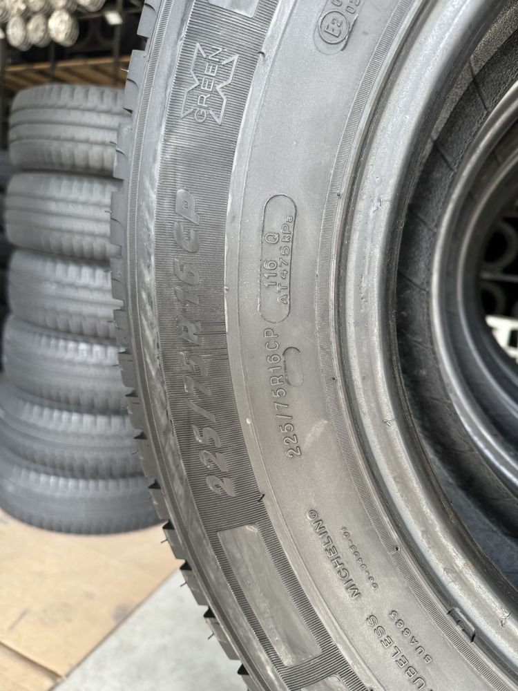 4x 225/75R16C 116Q Michelin Agilis Camping 2019 год 6mm