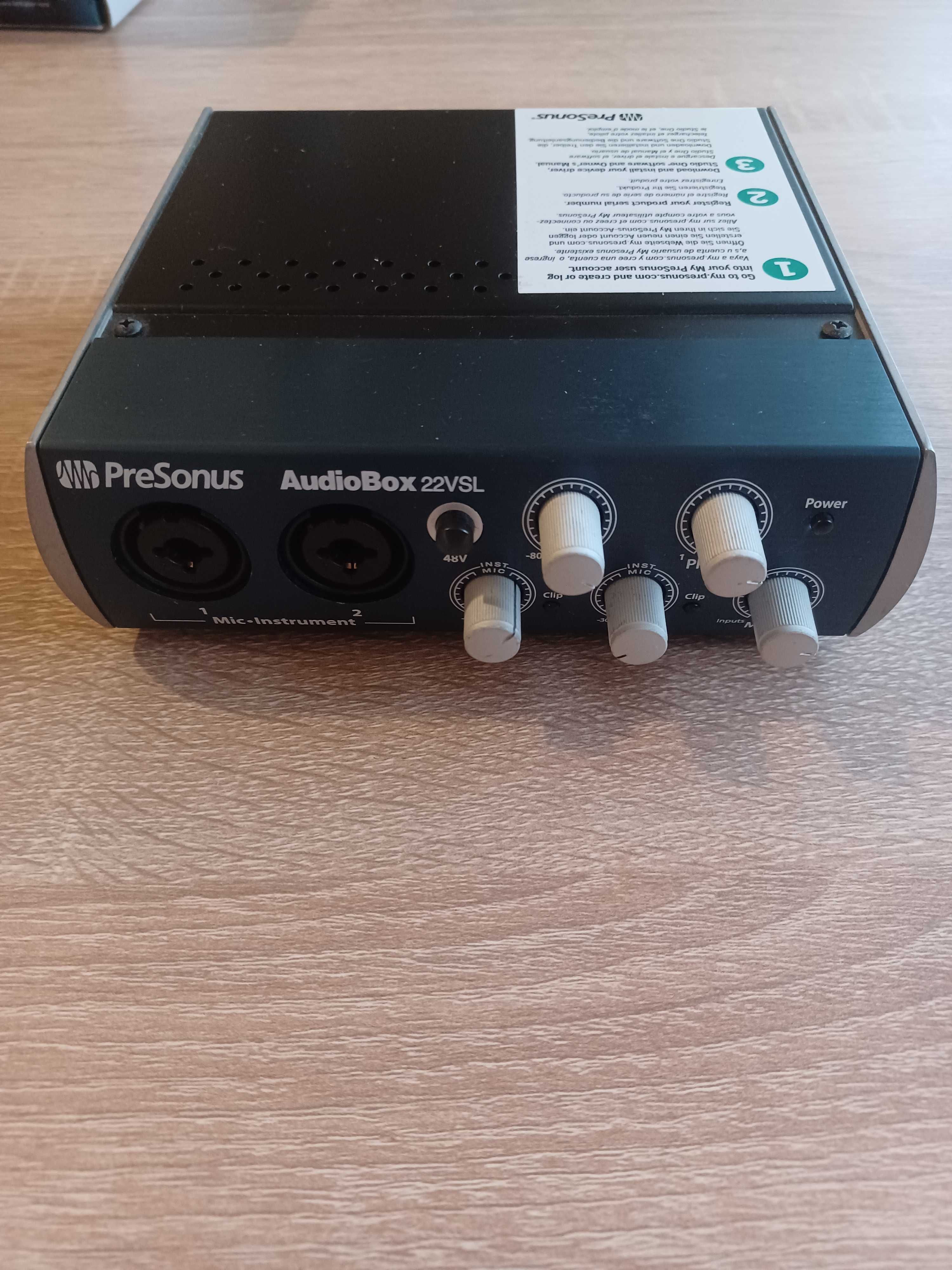 Audiobox interfejs 22VSL