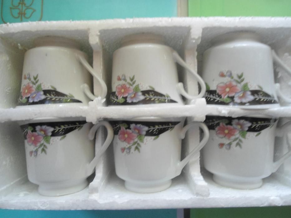 Набор кофейных чашек с блюдцами BSB