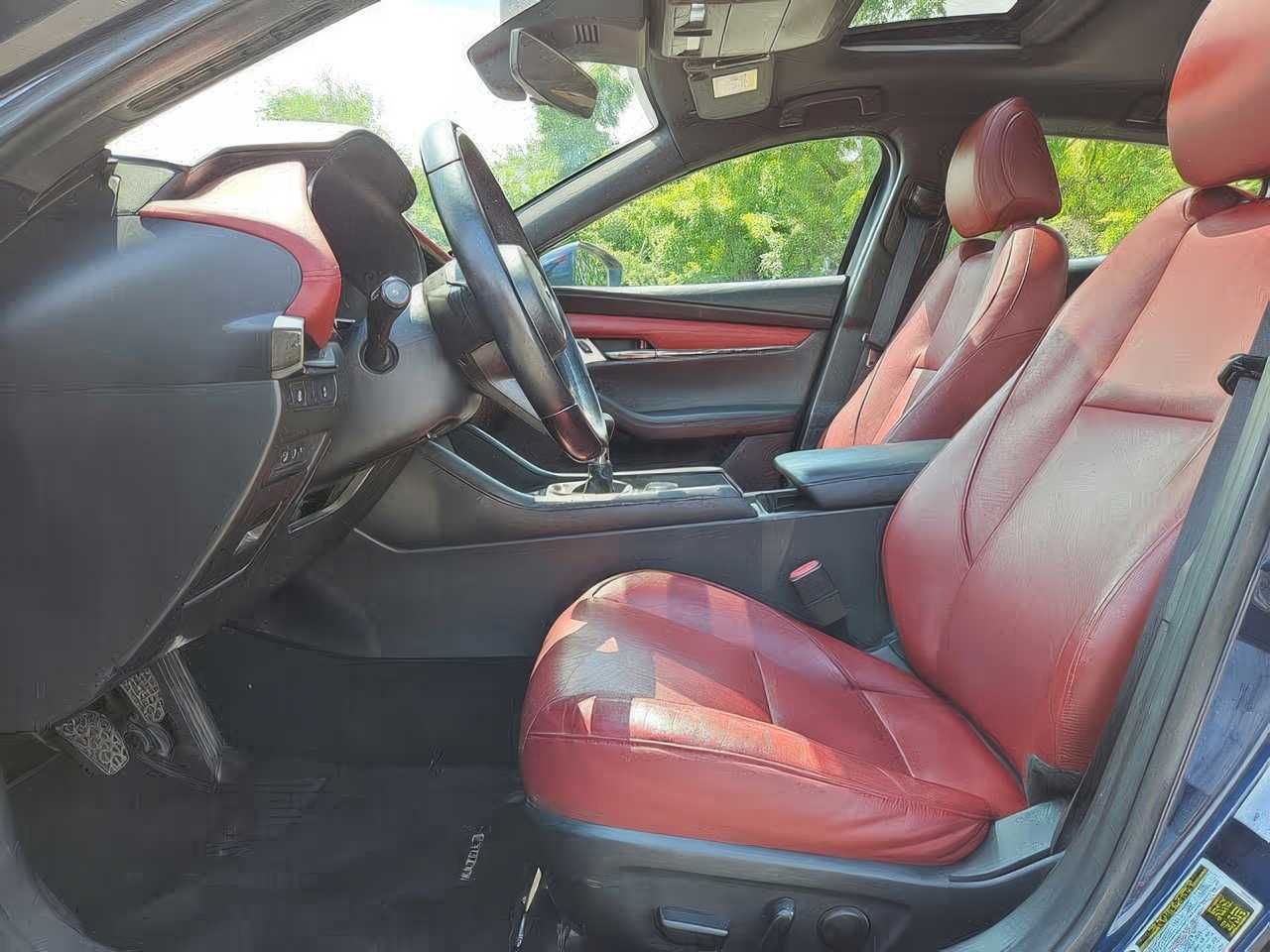 2020 Mazda MAZDA3 Premium Hatchback