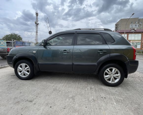 Hyundai Tucson 2012.CRDI-2.0 АТ