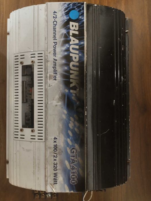 Car audio+ wzmacniacz Blaupunkt