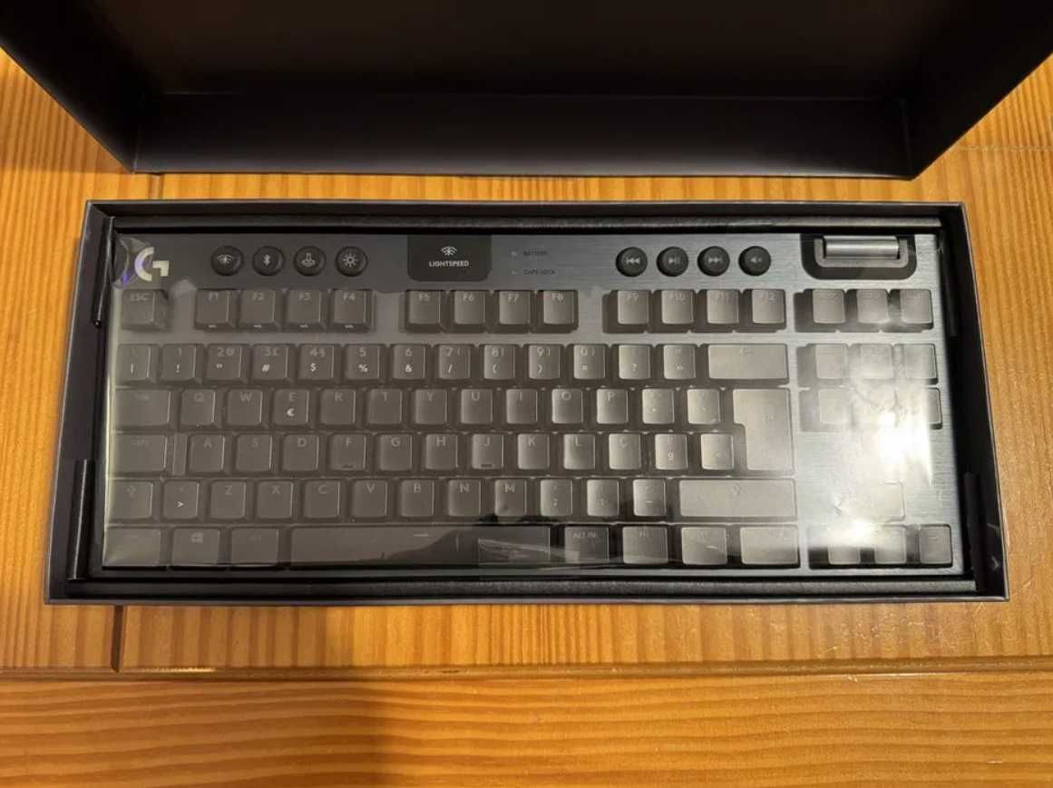 G915 TKL Wireless Mechanical Gaming Keyboard
