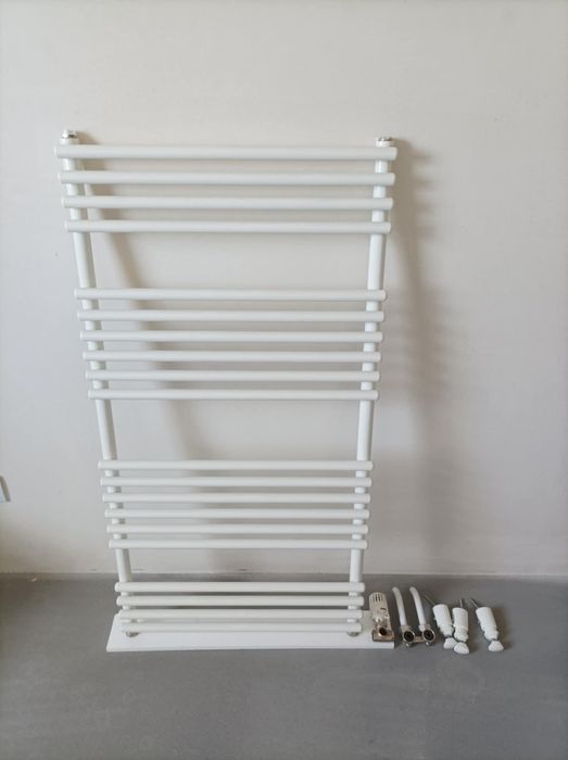 Grzejnik nowy biały