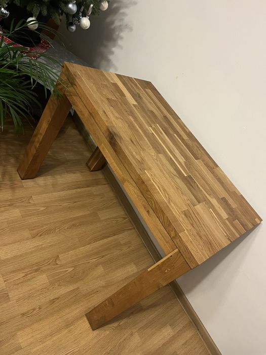 Solidny drewniany stół 100 cm x 60 cm