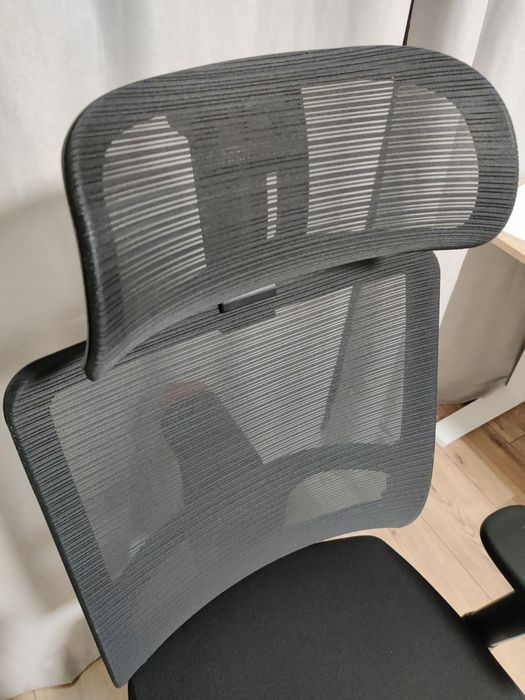 Крісло компʼютерне ергономічне  NEWTRAL