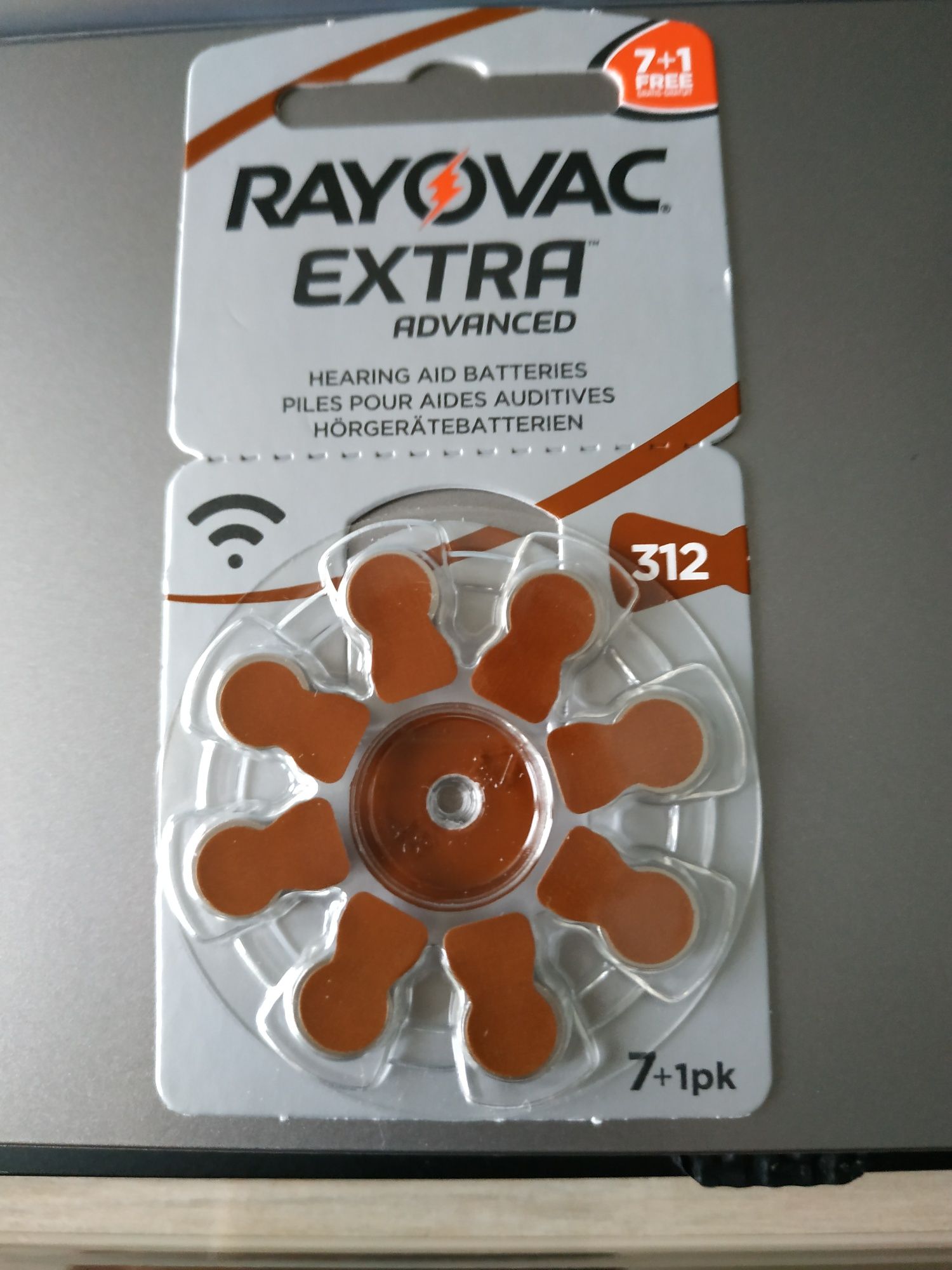 16 sztuk/2 op.Nowe baterie Rayovac Extra.