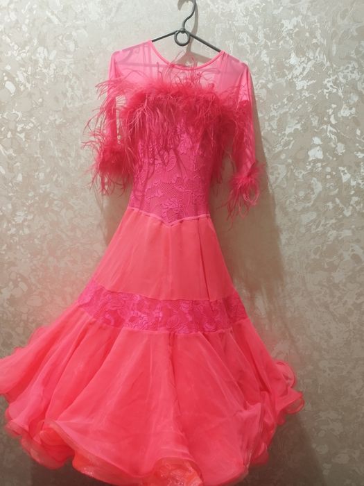 Платье для стандарта