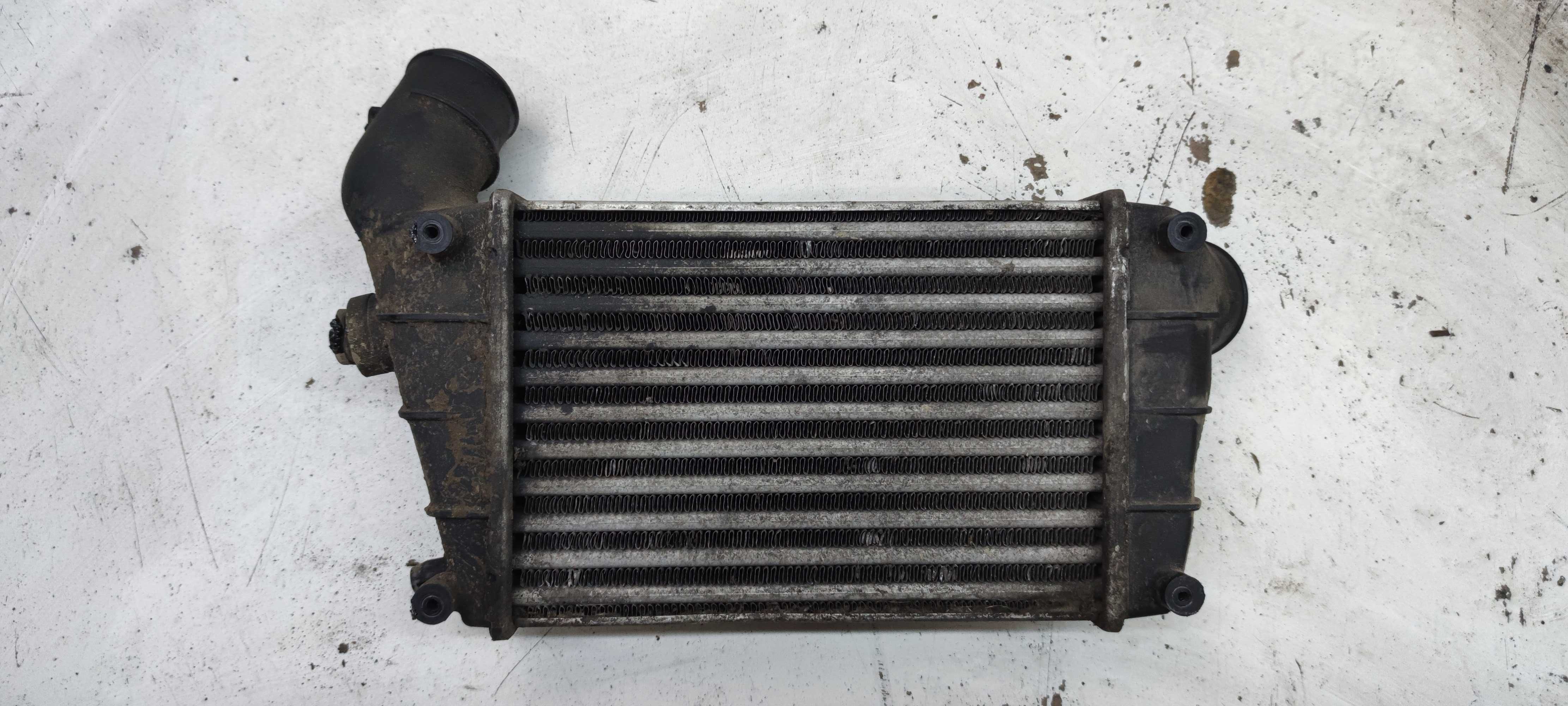 Alfa Romeo 147 GT 1.9 JTD Intercooler